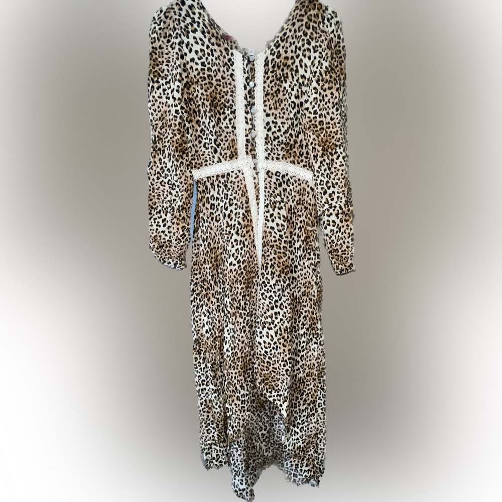 What Would Susie Wear? Cheetah Print High Low Dress Open Front Size Small